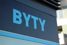 Šance na městské byty ve Slaném: zastupitelé rozhodnou v září o koupi budovy